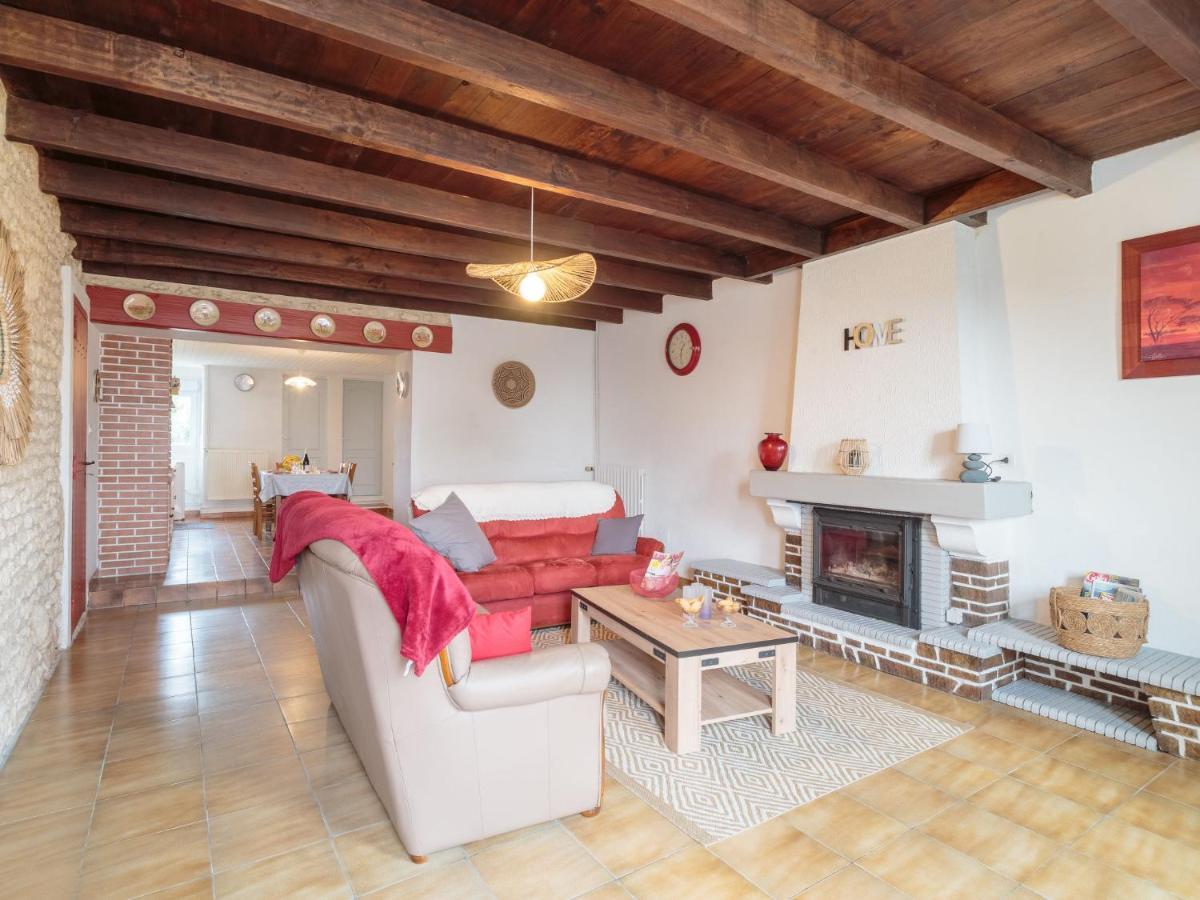 Holiday Home Gite La Truffiere Saintongeaise By Interhome Berneuil  外观 照片