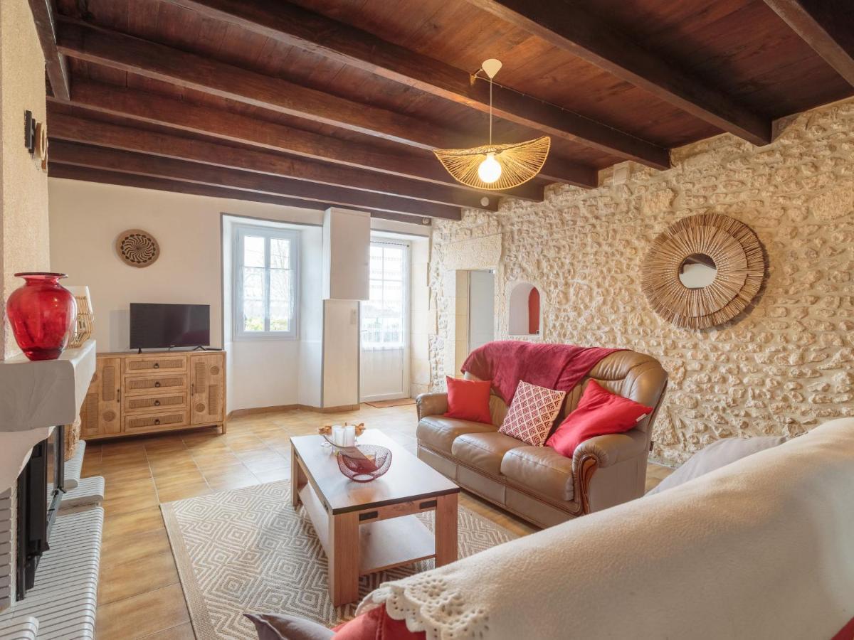 Holiday Home Gite La Truffiere Saintongeaise By Interhome Berneuil  外观 照片